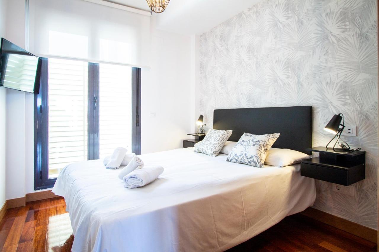 Apartamentos Castilla Luz Business Madrid Eksteriør bilde