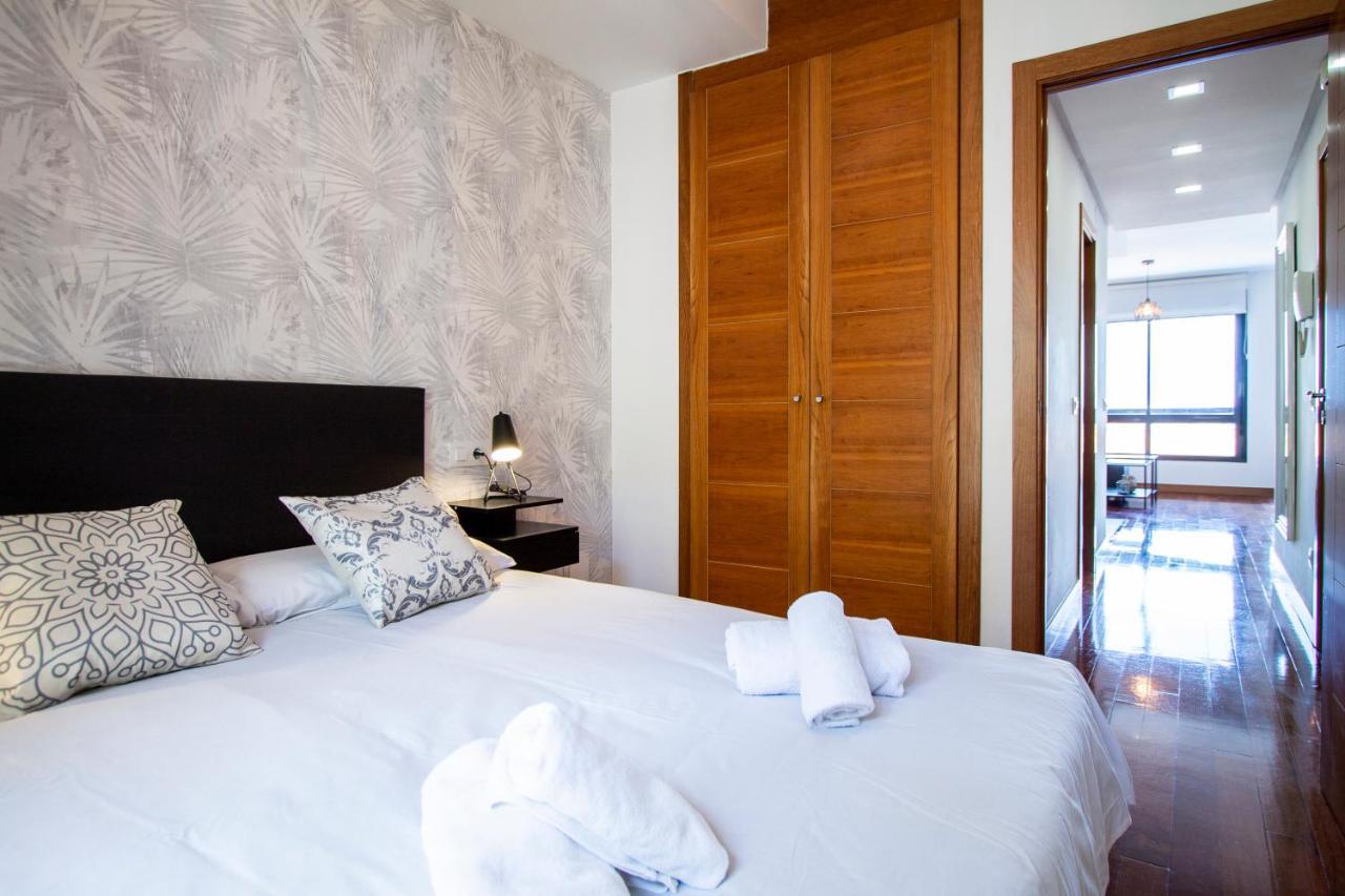 Apartamentos Castilla Luz Business Madrid Eksteriør bilde