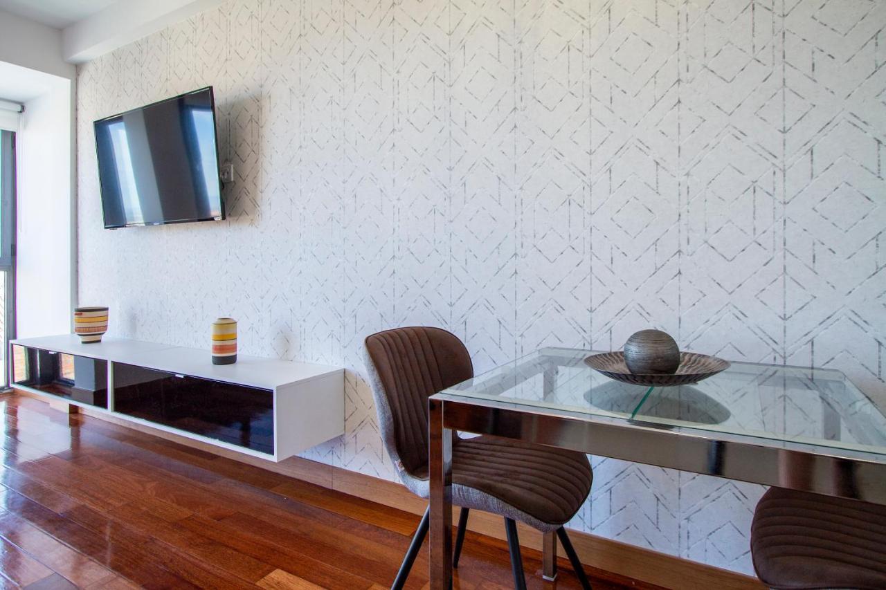 Apartamentos Castilla Luz Business Madrid Eksteriør bilde