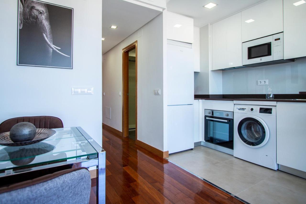 Apartamentos Castilla Luz Business Madrid Eksteriør bilde
