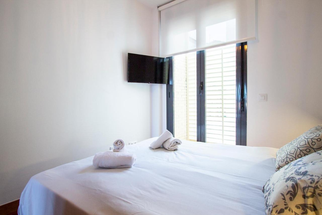 Apartamentos Castilla Luz Business Madrid Eksteriør bilde