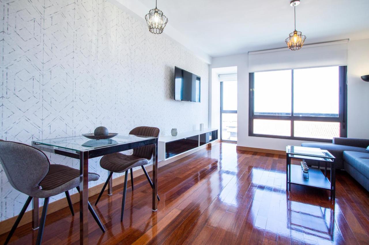 Apartamentos Castilla Luz Business Madrid Eksteriør bilde
