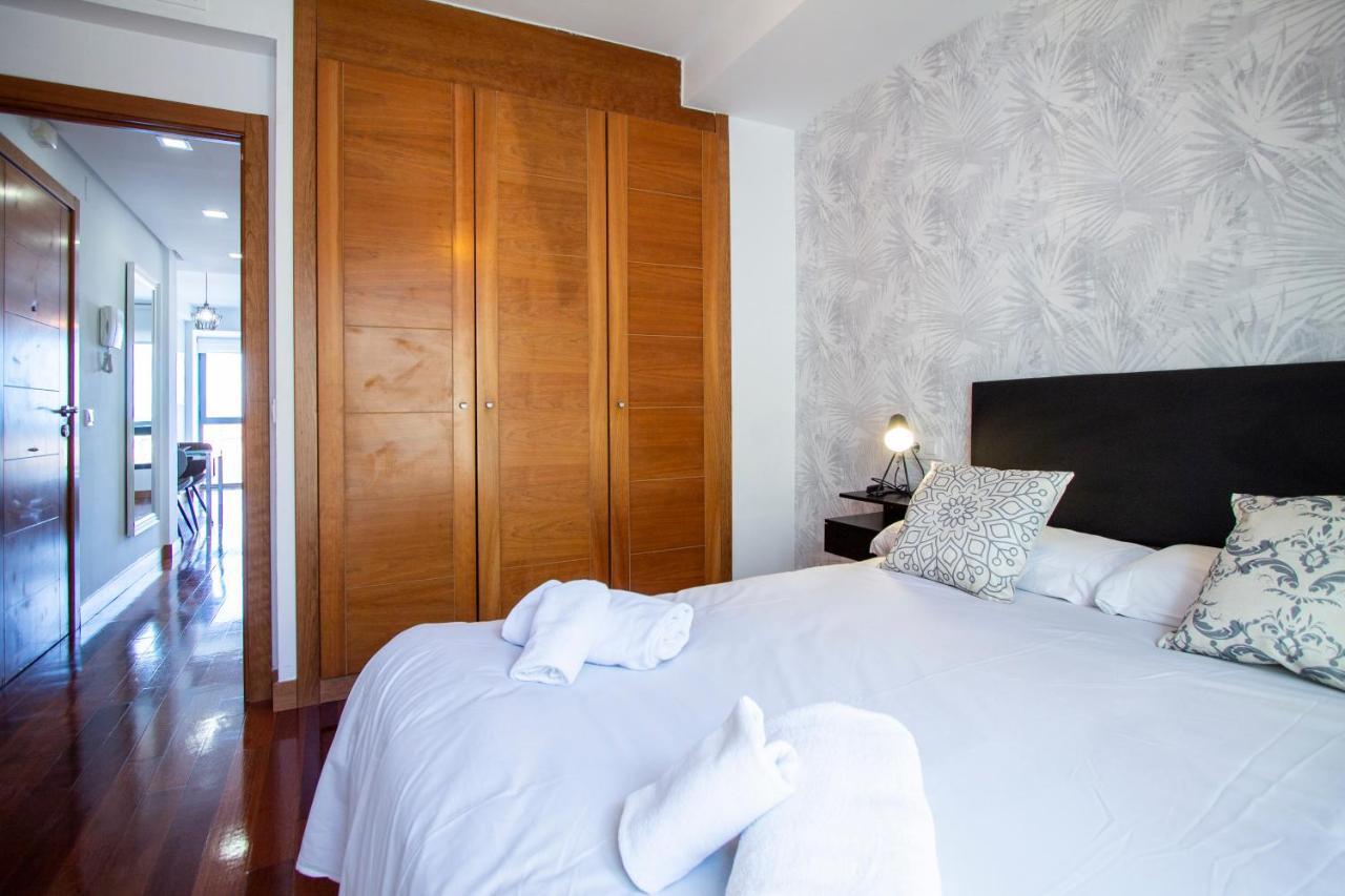 Apartamentos Castilla Luz Business Madrid Eksteriør bilde