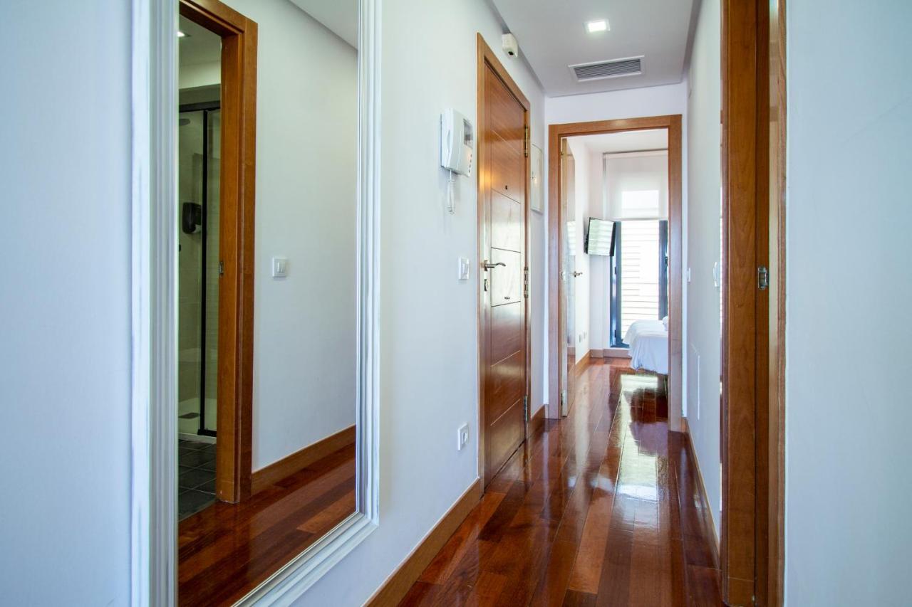 Apartamentos Castilla Luz Business Madrid Eksteriør bilde