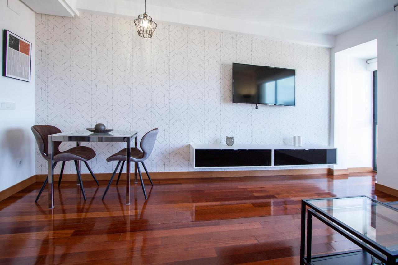 Apartamentos Castilla Luz Business Madrid Eksteriør bilde