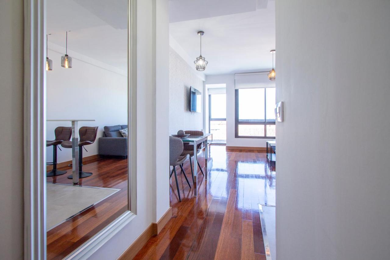Apartamentos Castilla Luz Business Madrid Eksteriør bilde